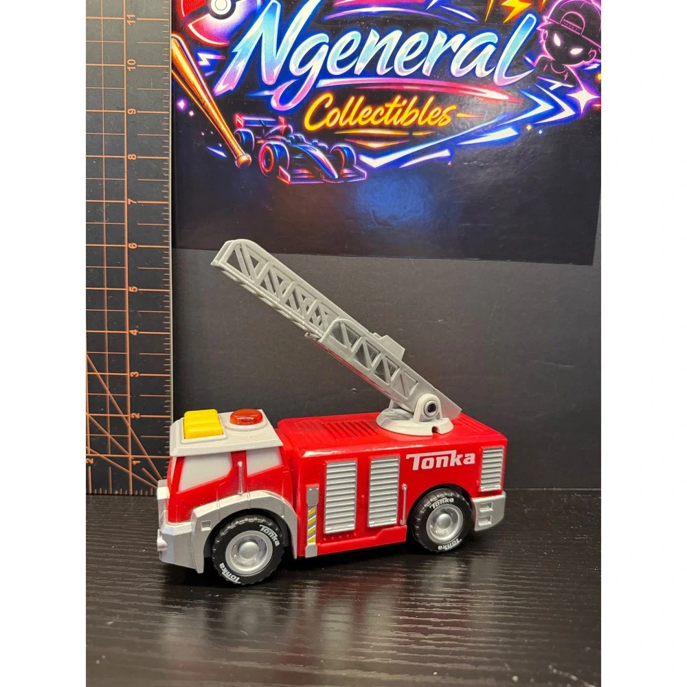 Tonka Mighty Fleet Fire Truck Red Silver Lights and Sounds Extending Ladder Toy
